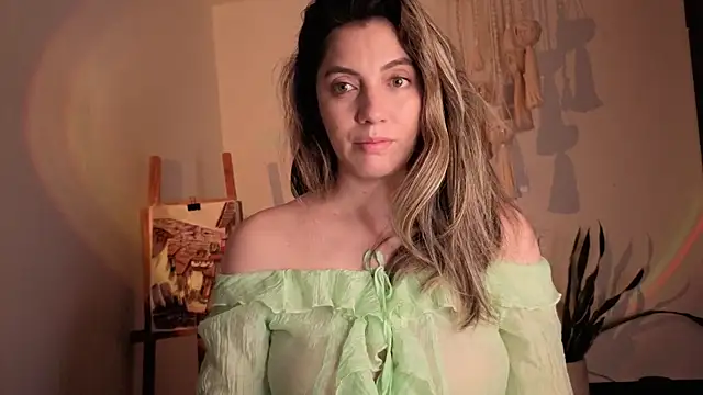 Mala Bad online show from November 2025 02:27:02 PM