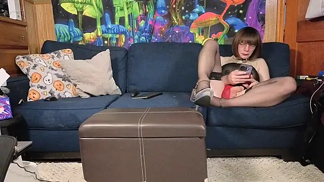 Snapshot of sluttypumpkin420 chatting on April 2026 03:38:01 AM sluttypumpkin420 online show from April 2026 03:38:01 AM