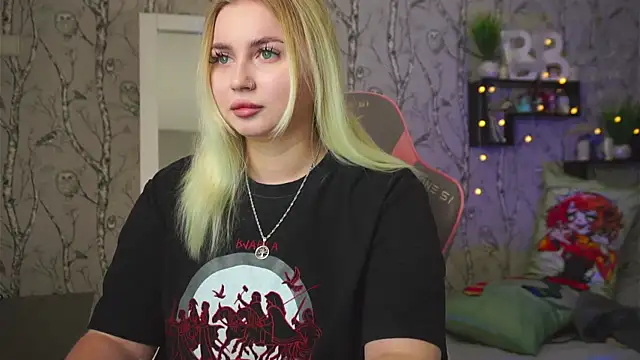 Moon Valkyrie online show from March 2026 09:00:01 AM