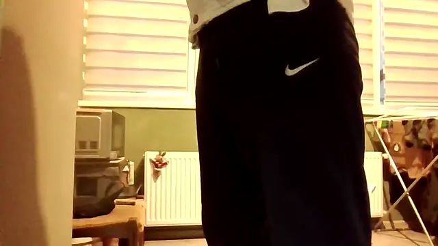 SexSanich online show from October 2025 04:12:01 AM