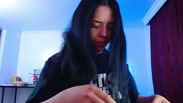 Snapshot of VALERY_MEER chatting on October 2025 12:21:02 AM VALERY MEER online show from October 2025 12:21:02 AM