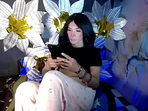 Rhianna wilson online show from June 2026 10:06:02 AM