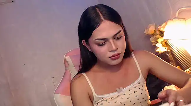 Snapshot of Ashely_Lewis chatting on December 2024 02:28:01 PM Ashely Lewis online show from December 2024 02:28:01 PM