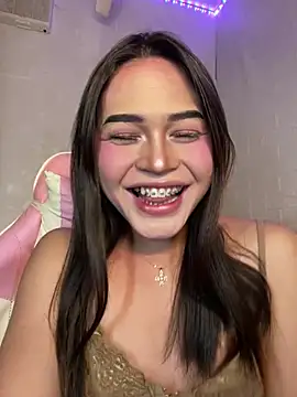 Snapshot of Ashely_Lewis chatting on January 2025 11:03:02 AM Ashely Lewis online show from January 2025 11:03:02 AM