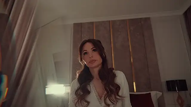 Snapshot of MilaDYstarlight chatting on April 2026 06:55:02 PM MilaDYstarlight online show from April 2026 06:55:02 PM