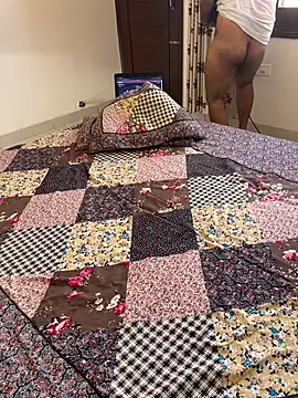 debu46 online show from March 2026 10:55:01 AM