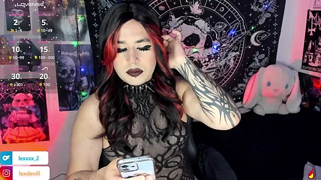 Snapshot of Lexxxxx_ chatting on April 2026 11:43:02 PM Lexxxxx online show from April 2026 11:43:02 PM