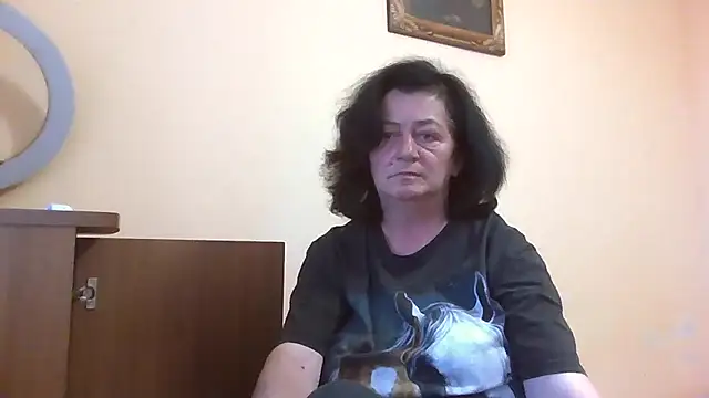 GypsiQueen2 online show from June 2026 06:21:02 PM
