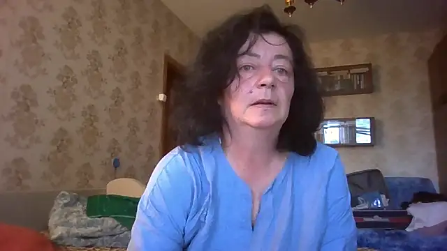 GypsiQueen2 online show from July 2026 05:01:01 AM