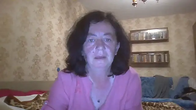 GypsiQueen2 online show from July 2026 08:01:01 PM