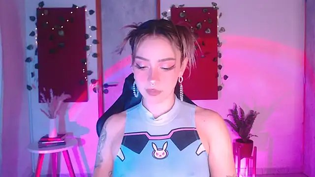 Snapshot of sakura_beauty chatting on October 2025 04:36:01 AM sakura beauty online show from October 2025 04:36:01 AM