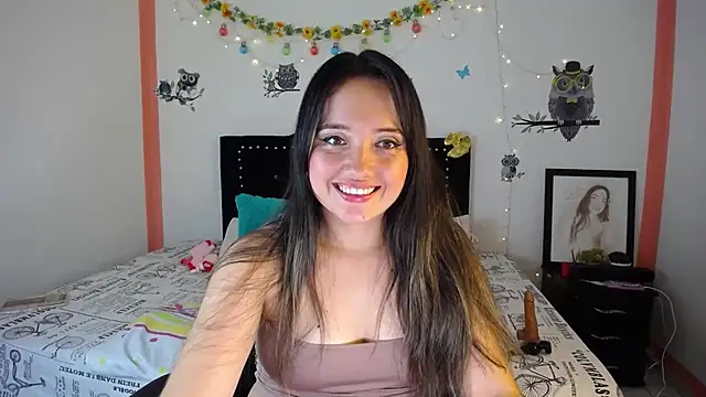 naughty girl 4u online show from February 2025 06:39:01 PM