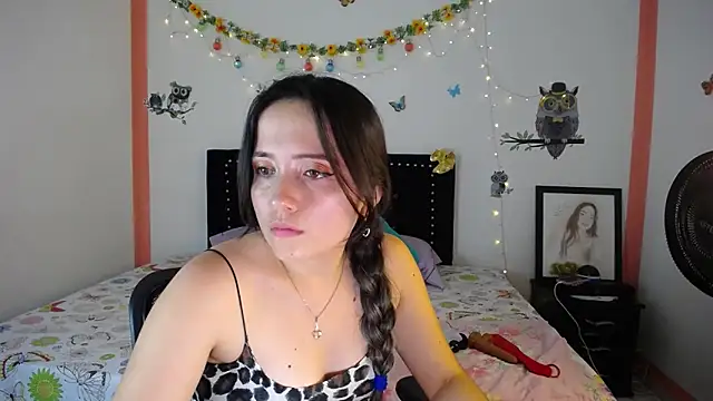 naughty girl 4u online show from February 2025 06:26:02 PM