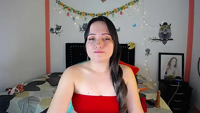 naughty girl 4u online show from March 2025 05:58:02 PM