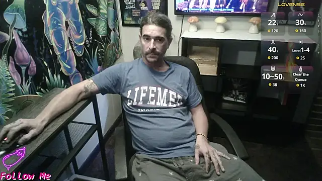 XxBobbyDigitalxX online show from June 2026 11:28:01 PM