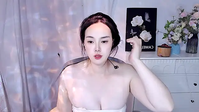 Snapshot of SHY-_-girl chatting on July 2026 12:53:02 PM SHY- -girl online show from July 2026 12:53:02 PM