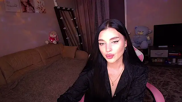   Malika   online show from September 2025 02:40:01 PM