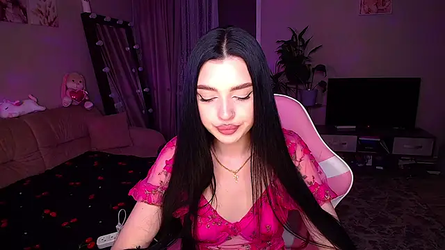   Malika   online show from November 2025 03:55:01 PM