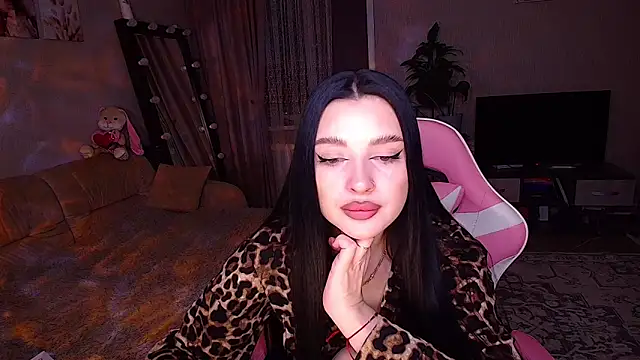 Snapshot of __Malika__ chatting on March 2026 04:11:02 PM Malika online show from March 2026 04:11:02 PM