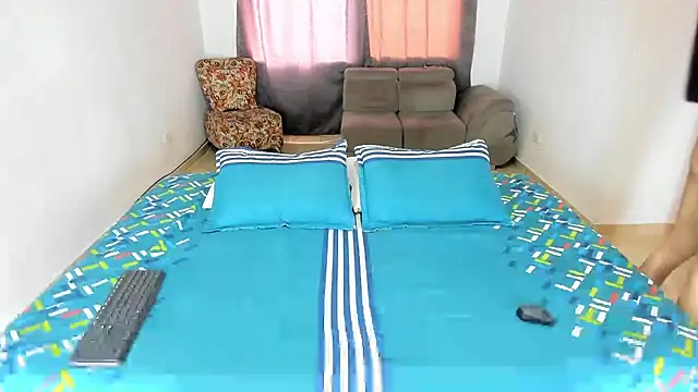 Snapshot of Fairycandyx chatting on February 2025 09:09:01 PM Fairycandyx online show from February 2025 09:09:01 PM