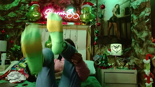 sharoon cheerry online show from December 2024 12:25:02 PM