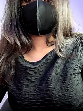 Hottie ishuu online show from December 2024 06:32:02 PM