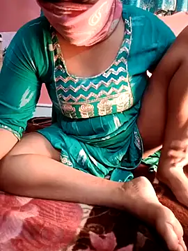 Snapshot of Bengali-boudi chatting on January 2025 06:00:01 PM Bengali-boudi online show from January 2025 06:00:01 PM