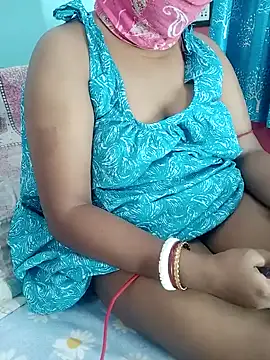 Snapshot of Bengali-boudi chatting on April 2026 07:06:02 PM Bengali-boudi online show from April 2026 07:06:02 PM