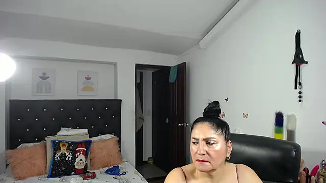 mature bigboobs10 online show from January 2025 10:43:01 AM