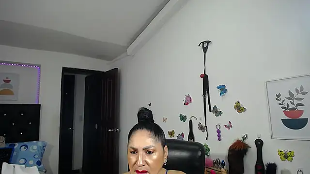 mature bigboobs10 online show from October 2025 01:19:02 AM