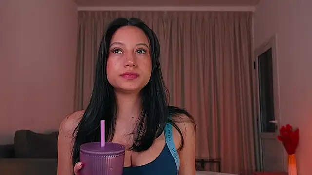 Snapshot of Alison_Miller9 chatting on November 2025 10:04:02 AM Alison Miller9 online show from November 2025 10:04:02 AM