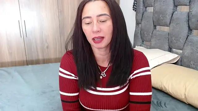 Snapshot of sara_hott_1 chatting on March 2025 12:41:01 PM sara hott 1 online show from March 2025 12:41:01 PM