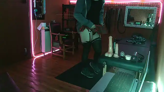 Ginny-the-bdsm-nympho online show from February 2025 05:37:01 PM