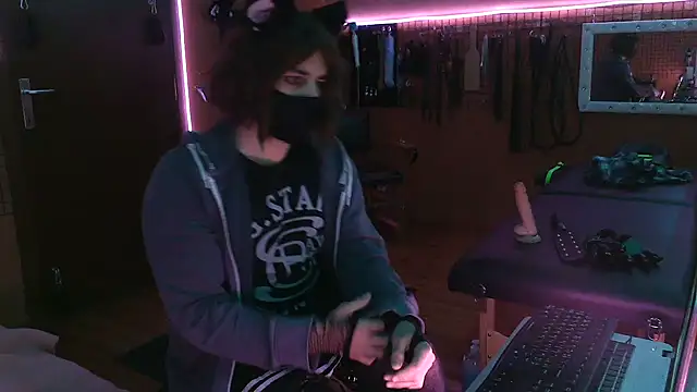 Ginny-the-bdsm-nympho online show from November 2025 06:10:02 PM