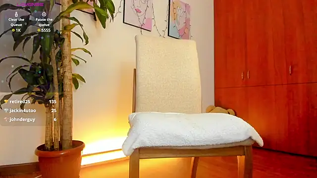 Snapshot of alessia1__ chatting on February 2025 11:15:02 PM alessia1   online show from February 2025 11:15:02 PM