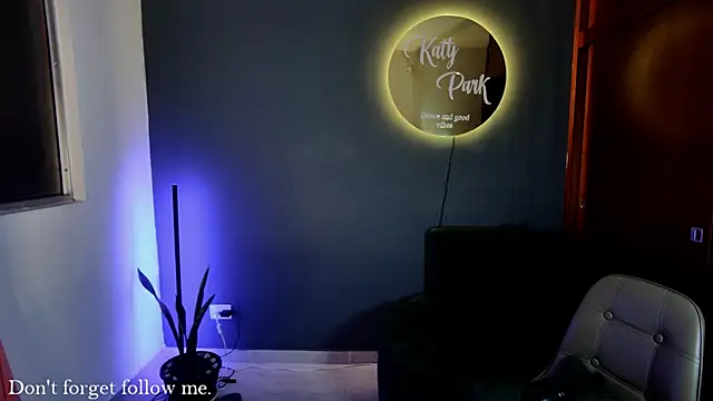 kattypark online show from February 2025 02:31:01 AM