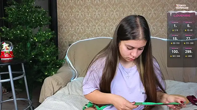 Snapshot of twobabesweet chatting on December 2024 11:18:01 AM twobabesweet online show from December 2024 11:18:01 AM