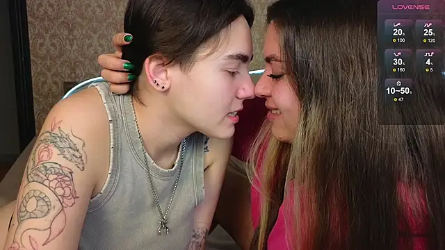 Snapshot of twobabesweet chatting on January 2025 09:53:02 AM twobabesweet online show from January 2025 09:53:02 AM