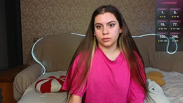 Snapshot of twobabesweet chatting on February 2025 02:12:02 PM twobabesweet online show from February 2025 02:12:02 PM