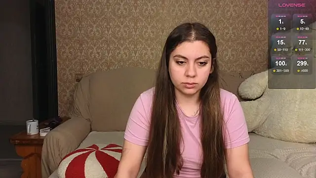 Snapshot of twobabesweet chatting on November 2025 04:02:02 AM twobabesweet online show from November 2025 04:02:02 AM