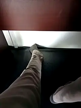 robinsan1010 online show from March 2025 01:32:02 PM