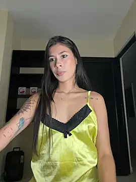 Snapshot of alia_bashar chatting on January 2025 03:52:01 AM alia bashar online show from January 2025 03:52:01 AM