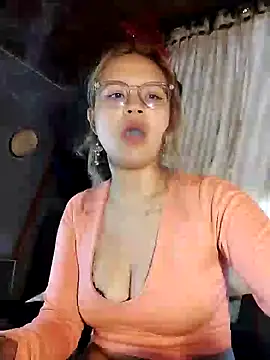 Snapshot of Hathorlove chatting on December 2024 09:55:02 PM Hathorlove online show from December 2024 09:55:02 PM