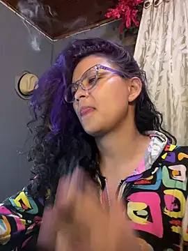 Snapshot of Hathorlove chatting on February 2025 01:19:01 AM Hathorlove online show from February 2025 01:19:01 AM