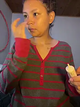 Snapshot of Hathorlove chatting on February 2025 10:03:02 PM Hathorlove online show from February 2025 10:03:02 PM