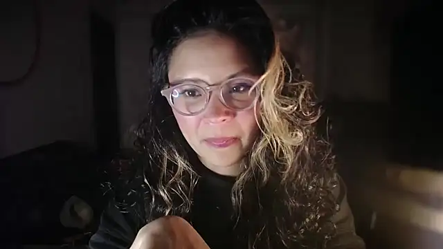 Snapshot of Hathorlove chatting on March 2026 06:40:02 AM Hathorlove online show from March 2026 06:40:02 AM