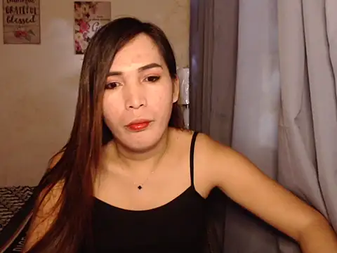 Snapshot of Msyensmith chatting on January 2025 07:07:02 AM Msyensmith online show from January 2025 07:07:02 AM