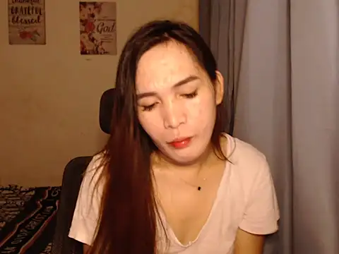 Snapshot of Msyensmith chatting on February 2025 10:05:01 AM Msyensmith online show from February 2025 10:05:01 AM