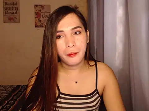 Snapshot of Msyensmith chatting on February 2025 03:00:02 AM Msyensmith online show from February 2025 03:00:02 AM