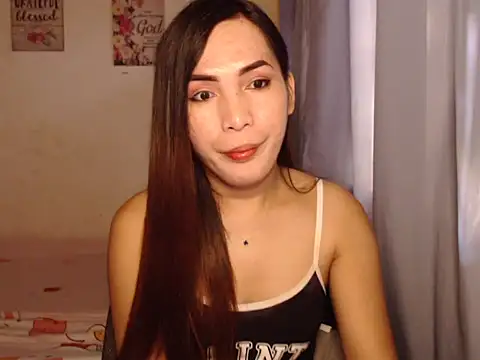 Snapshot of Msyensmith chatting on February 2025 04:44:02 AM Msyensmith online show from February 2025 04:44:02 AM